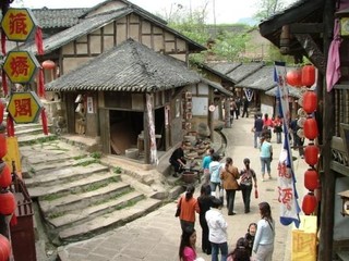 龙隐镇