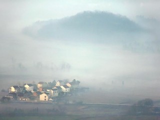 马仁山下