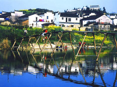 千岛湖吃住行游攻略 2010-05-18  景点简介 婺源-洪村  洪村位于清华