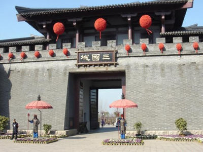 无锡灵山大佛-三国城-水浒城1日游