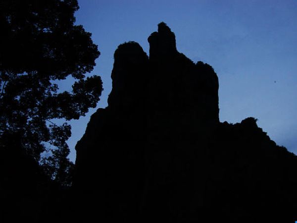 灵峰夜景 灵峰景区最佳旅游季节游灵峰一定要看夜景,这才是雁荡山的