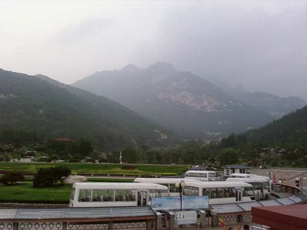  泰山-济南火车双座4日游>含泰山天外村中转车,品鉴泉城