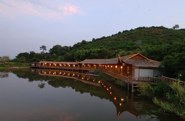 水上餐厅_水上餐厅船图片_水上主题餐厅