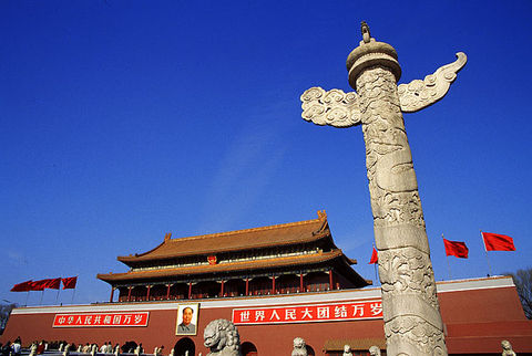 <北京双飞半自助5日游>赠长城一日游及公交卡，4晚连住舒适酒店