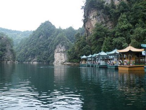 武汉-张家界3日游 动车往返,荆州中转,高效便捷