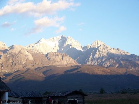 <玉龙雪山1日游>大玉龙联票、大索道，雪厨餐厅自助餐（当地游）