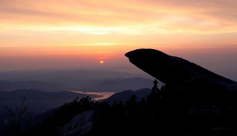 <泰山-曲阜-济南双高4日游>跟团，挂三酒店，赏世界遗产