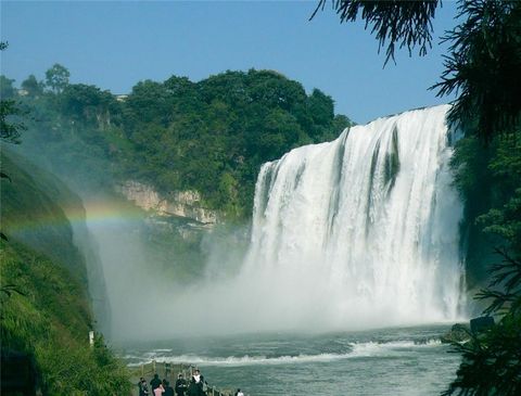 版纳-昆大丽-黄果树瀑布14日游 夕阳红空调专列