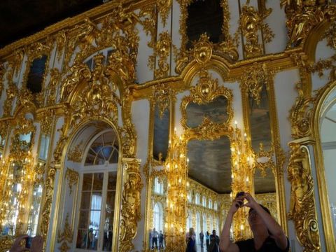 <莫斯科-圣彼得堡6日游>东航，克宫，夏宫花园，升级住宿，减500