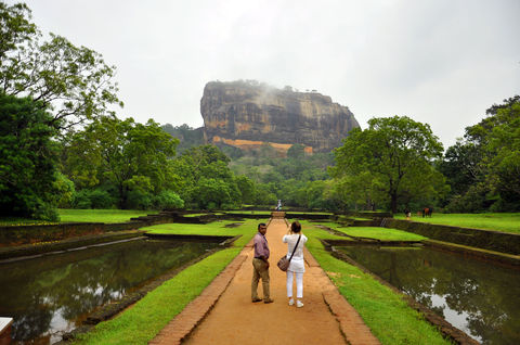 [五一]<斯里兰卡机票+地接6晚7日游>斯航直飞 一价全含减1200 南部海滨免费升级3晚5星海景酒店 赠送3G电话卡