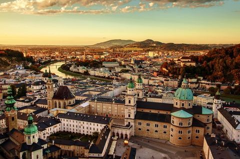 [端午]<奥德法瑞意8晚12日游>A380，美泉宫，萨尔茨堡，维也纳