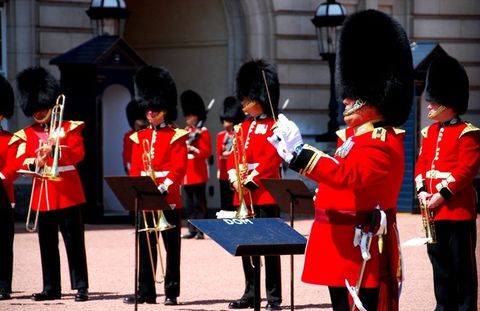 <法瑞意-英11或12日游>欧洲之星，温莎，卢浮宫，四星住宿