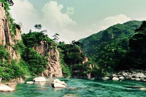 <浙西大峡谷-青山湖-神龙川2日游>含门票宿四星酒店