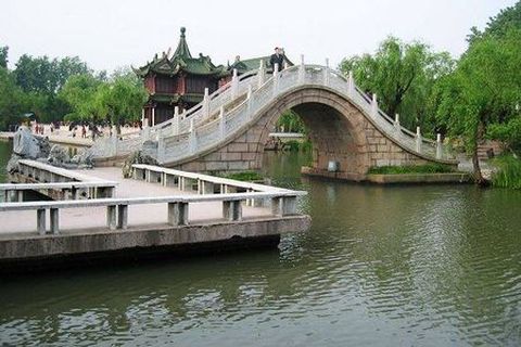 <扬州瘦西湖-东关老街-西津古渡2日游>初春时光，宿商务