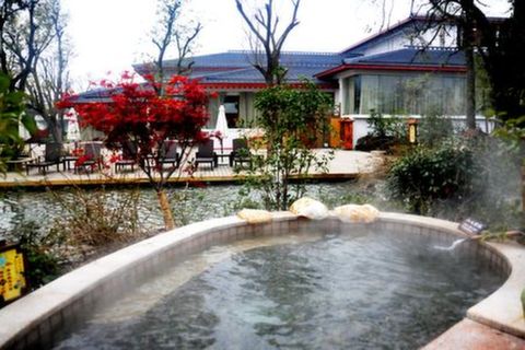 <扬州何园-东关街-瘦西湖温泉2日游>一价全含，仅售288