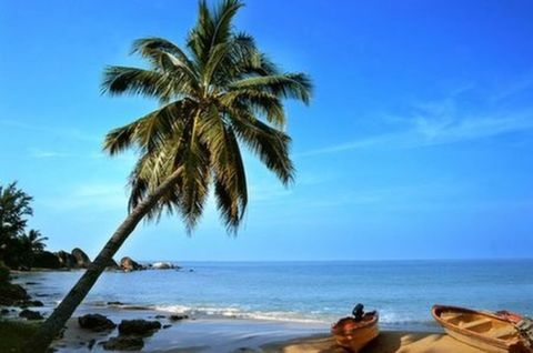 <海南双飞5日游>逸游双岛，纯净南山，直飞三亚