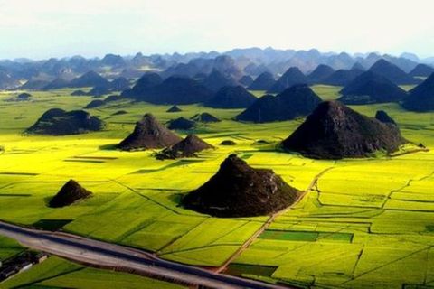 <昆明-罗平-陆良6日游>花花世界，彩色沙林（当地游）