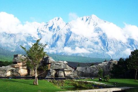 <昆明-大理-丽江双飞6日游>1晚天然温泉SPA，夜宿2晚丽江