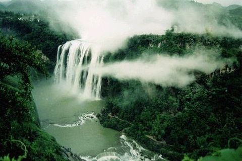 <黄果树-小七孔-西江苗寨-镇远古城7日游>醉美贵州（当地游）