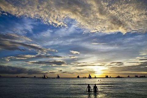 <长滩岛-马尼拉4晚5日游>卡迪卡兰往返，全程国际四星