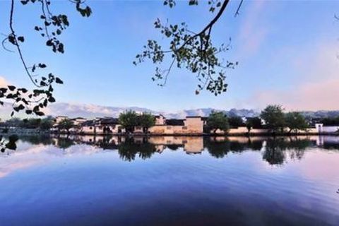 <宏村-齐云山1日游>黄山市屯溪区酒店免费接送，游最美乡村