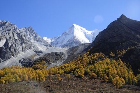 成都-稻城-亚丁四飞6日游 上海跟团