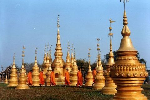 <昆明-九乡-西双版纳-中缅边境双飞6日游>中缅第一寨勐景来