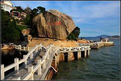 <厦门-鼓浪屿-永定土楼双飞4日游>跟团，漫步曾厝垵