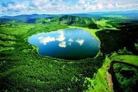 <乌兰浩特-阿尔山-七仙湖双卧5日游>赠下马酒哈达，2人立减100