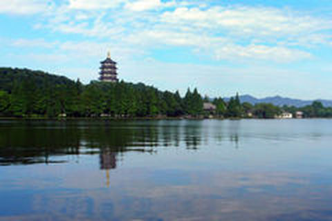 <成都-都江堰-黄龙-九寨沟双飞6日游>牛人尊贵版，独家行程，5星住宿