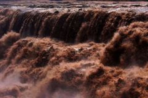 <太原-壶口瀑布-华门-洪洞大槐树-王家大院3日游>2人立减100元