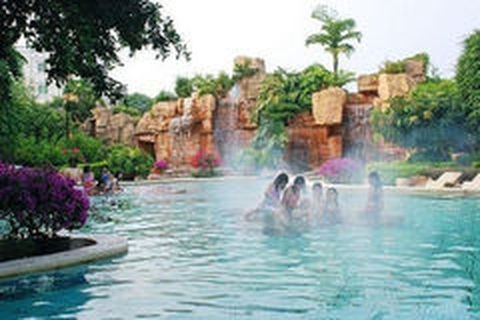 <恩平温泉乐园-泉林生态园-天露山漂流2日游>住温泉别墅