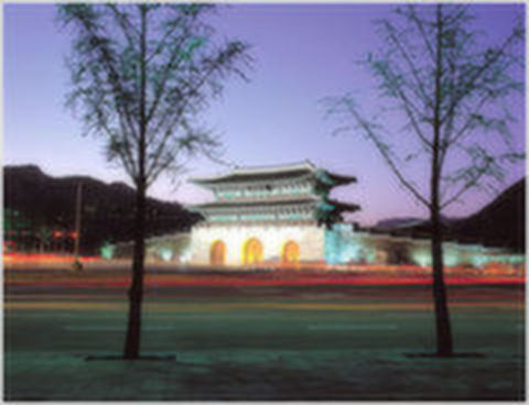 [五一]<首尔4日首尔直通车游>不进购物店 韩亚正航班 可升级五花明洞世宗或喜来登华克酒店 1天自由活动 好评如潮 立减1000元 送Tmoney交通卡1张