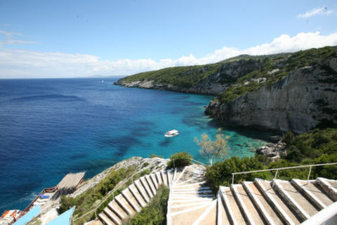 <希腊双岛10-12日游>韩剧太阳的后裔取景地扎金索斯，圣托里尼自由活动，4至5星，浪漫烛光晚餐，世界上迷人的地方蓝洞，伊亚小镇看日落