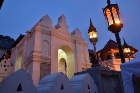 [五一]<斯里兰卡全景6晚7日精华半自助游>全程5星酒店住宿，乘海上火车，观高跷立钓，赠3g上网卡，4月30日团期特价销售中