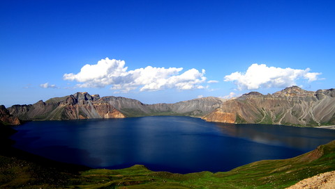  吉林-长白山-镜泊湖双飞5日游>感受自然景观的魅力