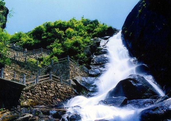  浙西大龙湾-太湖源-龙井峡漂流2日游>特价门票全含